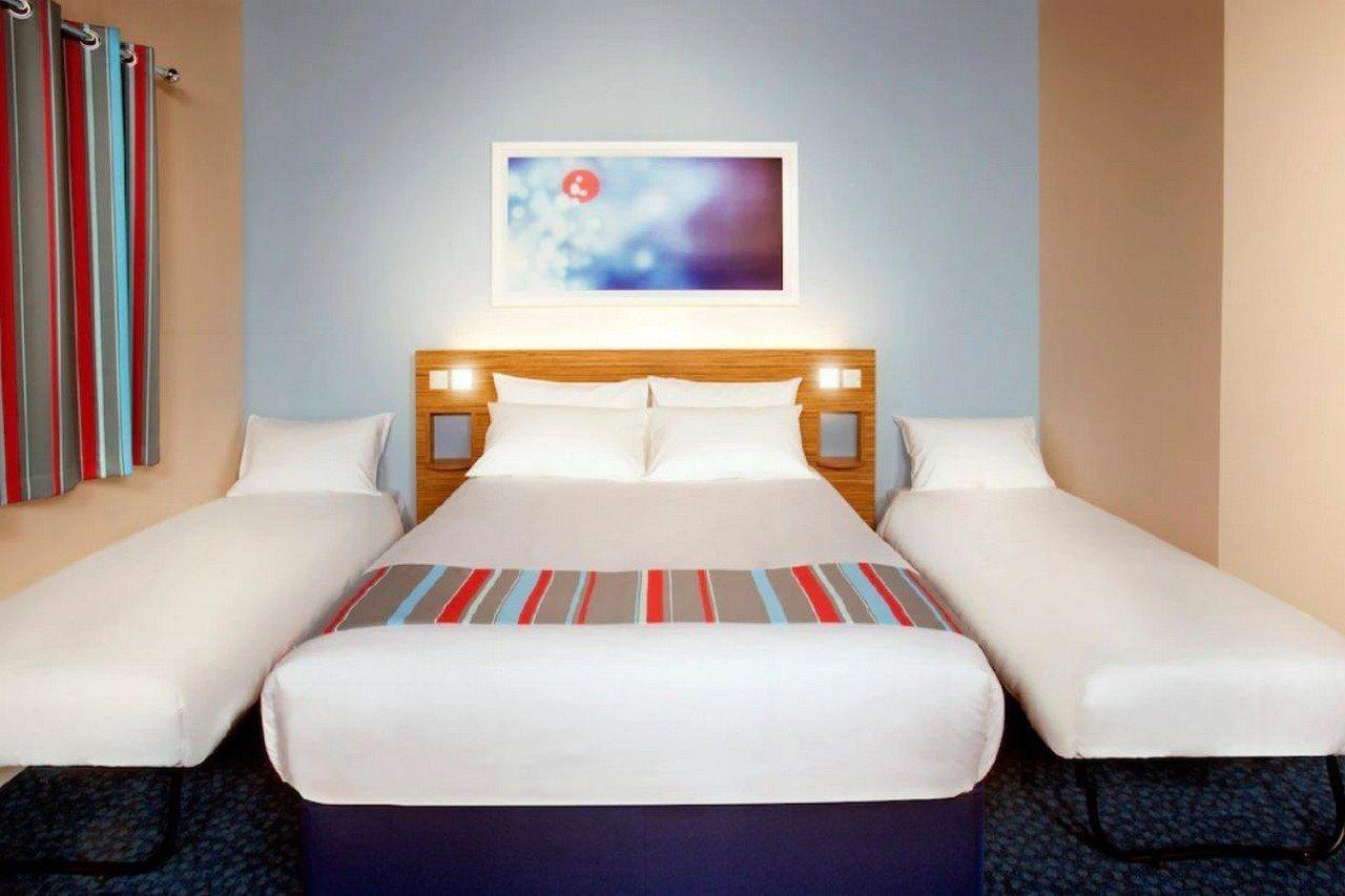Travelodge Tunbridge Wells Exterior foto