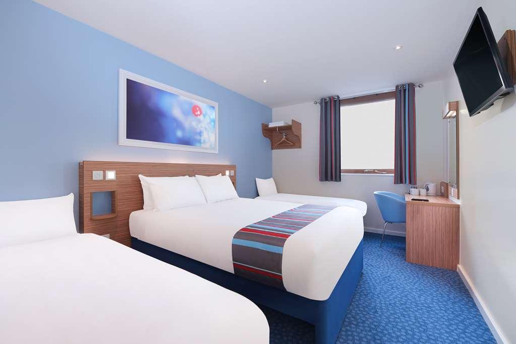 Travelodge Tunbridge Wells Habitación foto