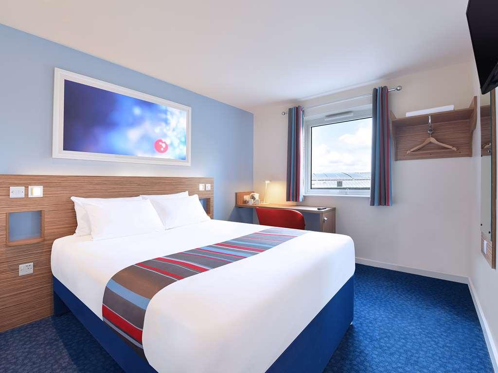 Travelodge Tunbridge Wells Habitación foto
