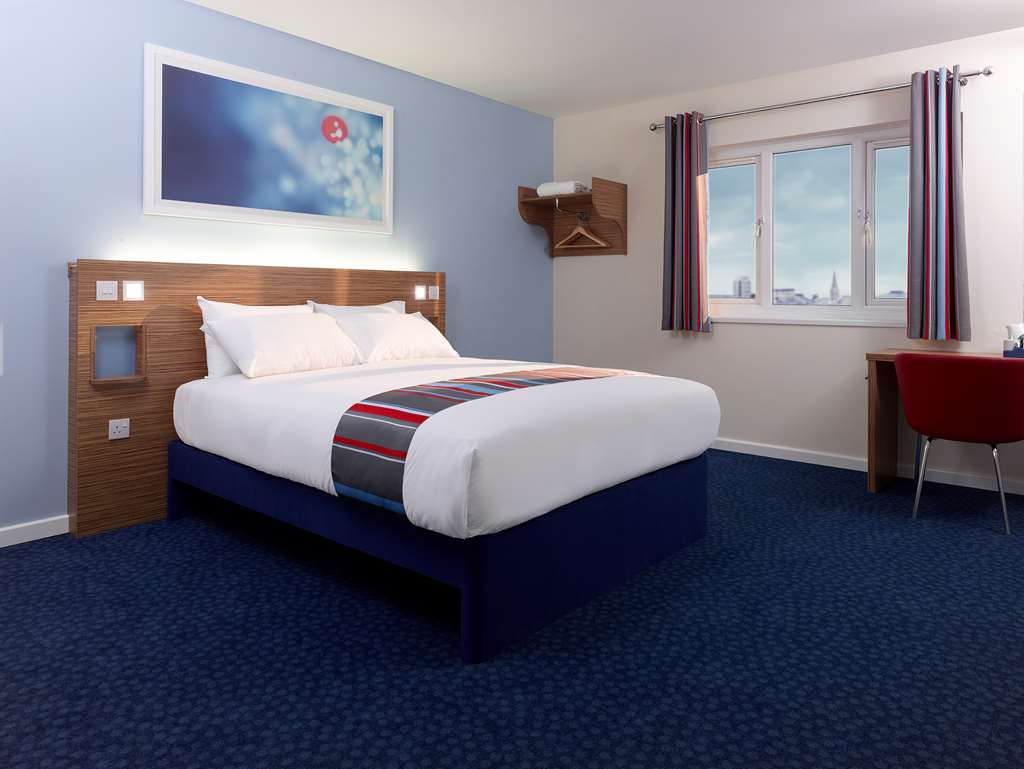 Travelodge Tunbridge Wells Habitación foto